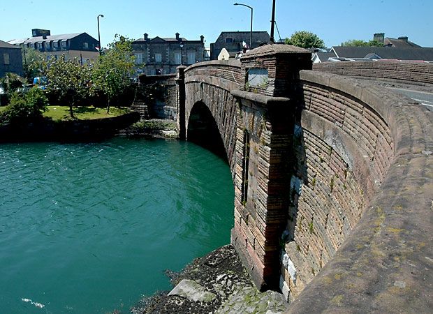 A birdge over the river in DUngarven