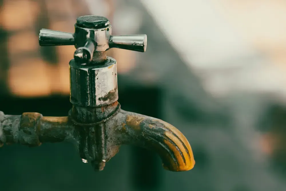 Rusty tap
