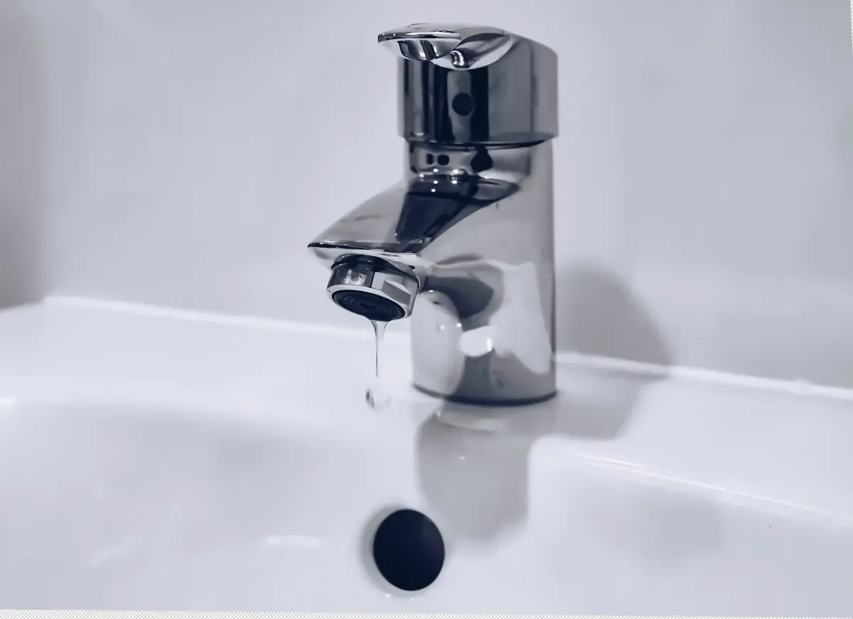 Tap dripping water
